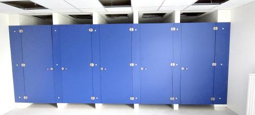 Sanitaire wanden Internaat Molenland - Tielt